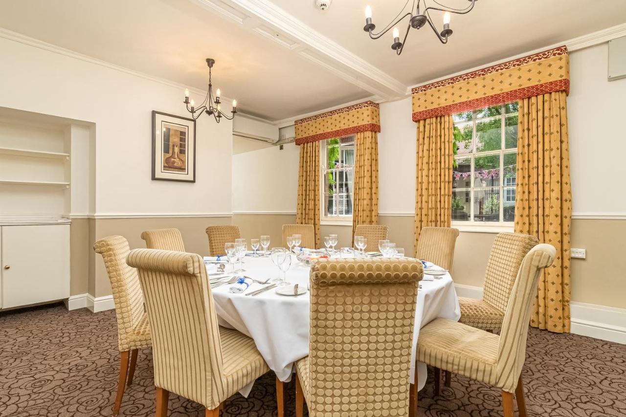 Mercure Salisbury White Hart Hotel & Apartments Exterior foto