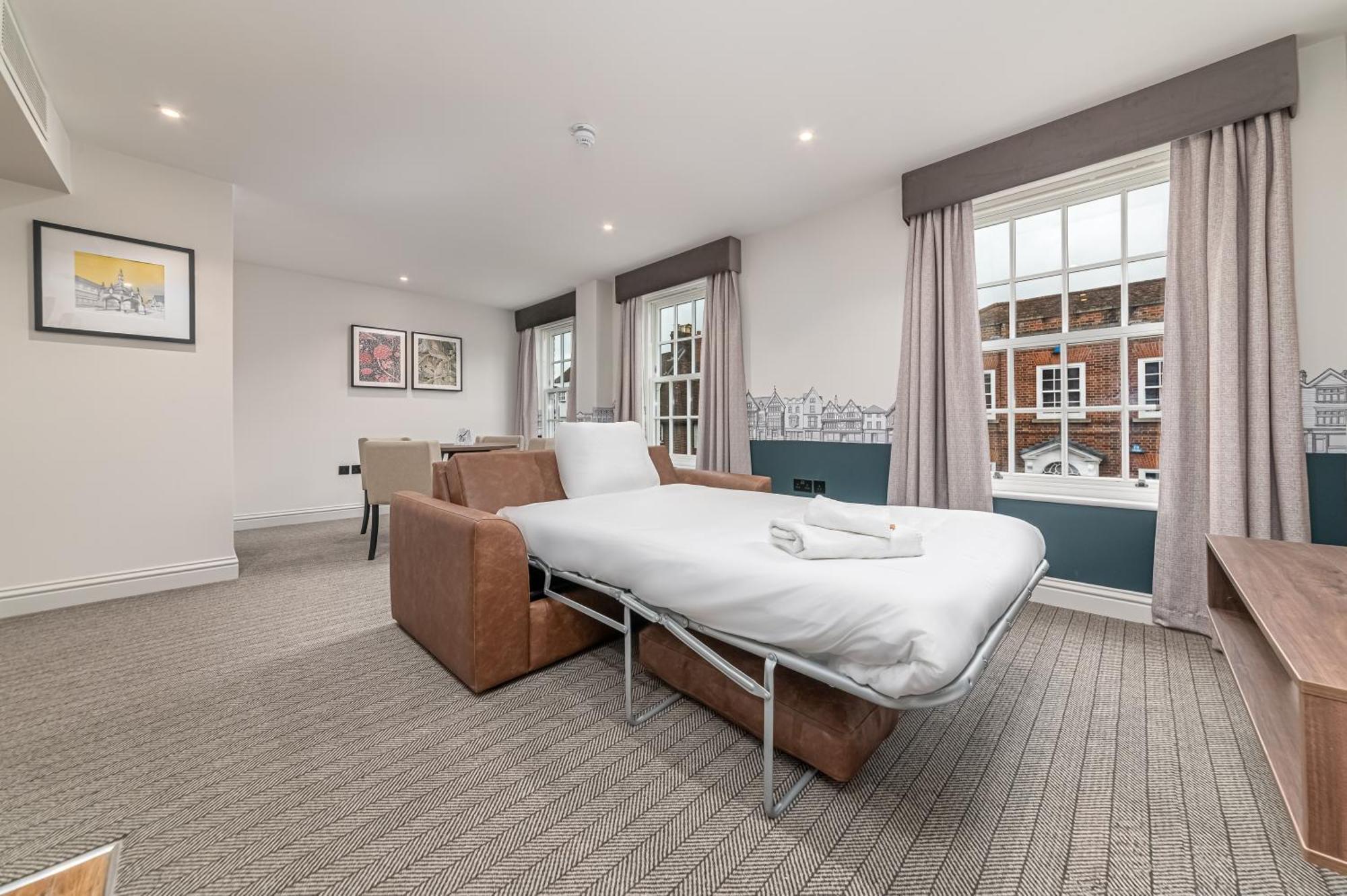 Mercure Salisbury White Hart Hotel & Apartments Exterior foto